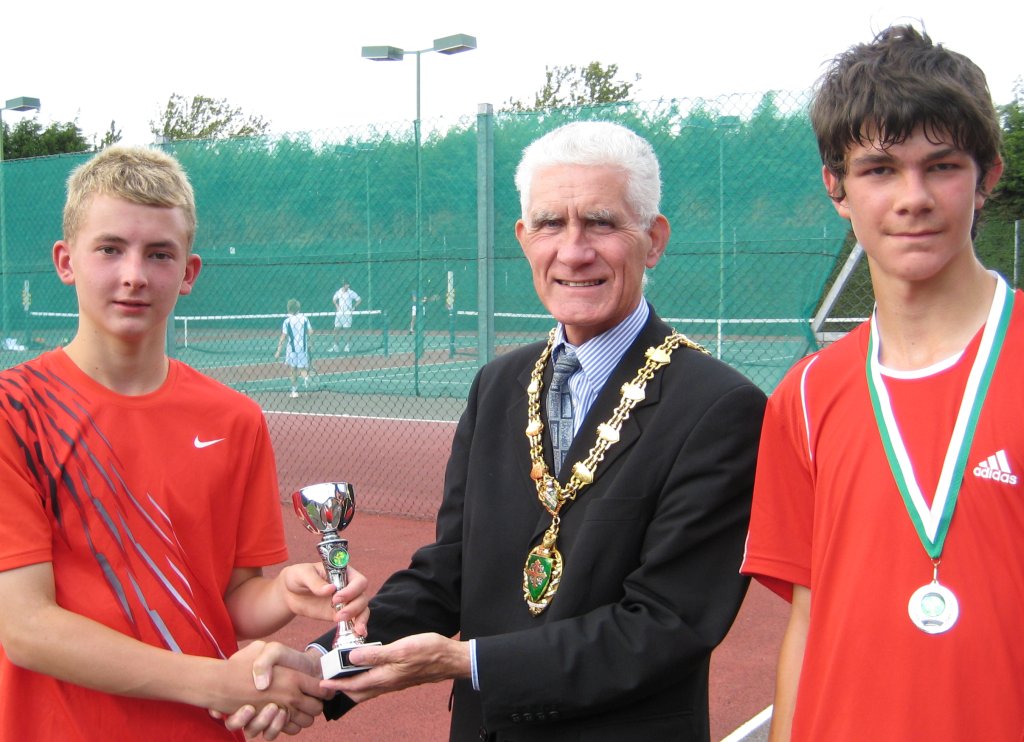 u16bs presentation to Craig Loxton and Lawrence Best