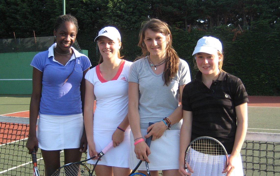 Shani Altius-Ifil/Lauren Hill & Becky Blazewicz/Samantha Howse