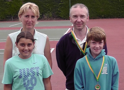 Samantha and Taysie Gujral and David and Tom Buckle