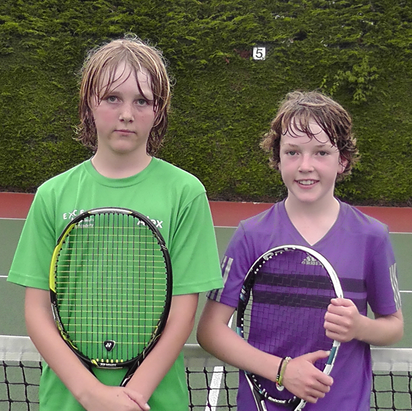 Monty Donald(W) & Lewis Taylor(RU)