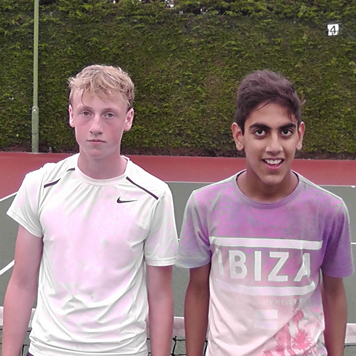 Matthew Holland(RU) & Krishan Badiani(W)