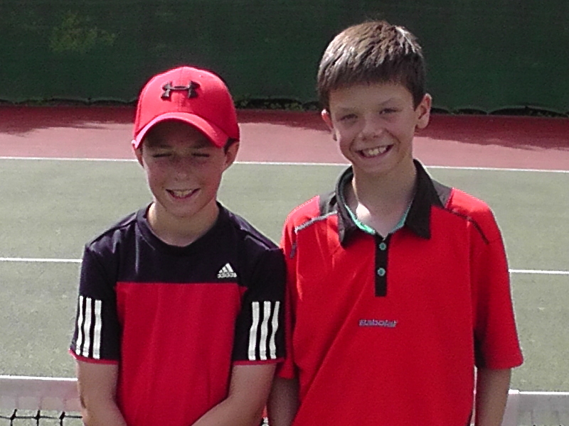 Charlie Dore (RU) & Jack Veal (W)